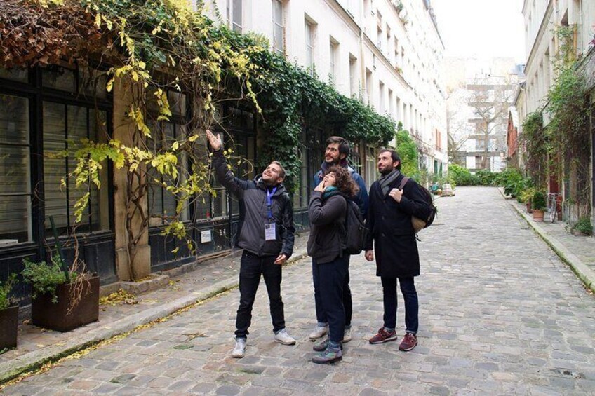 Local Food Market Walking Tour near the Marais