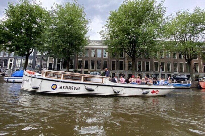 Amsterdam The Bulldog Boat Cruise Including 2 Drinks 