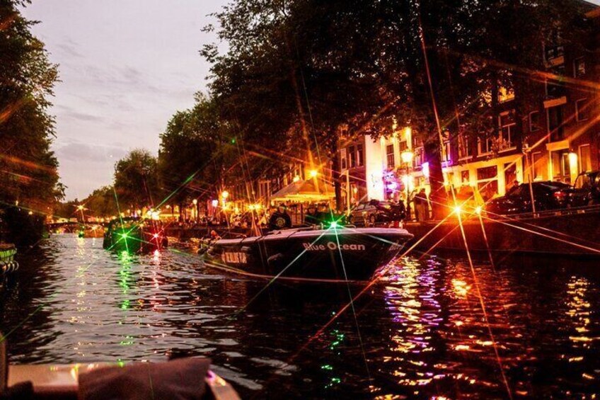 The Bulldog Boat Smoke-Friendly Cruise with 2 Drinks in Amsterdam