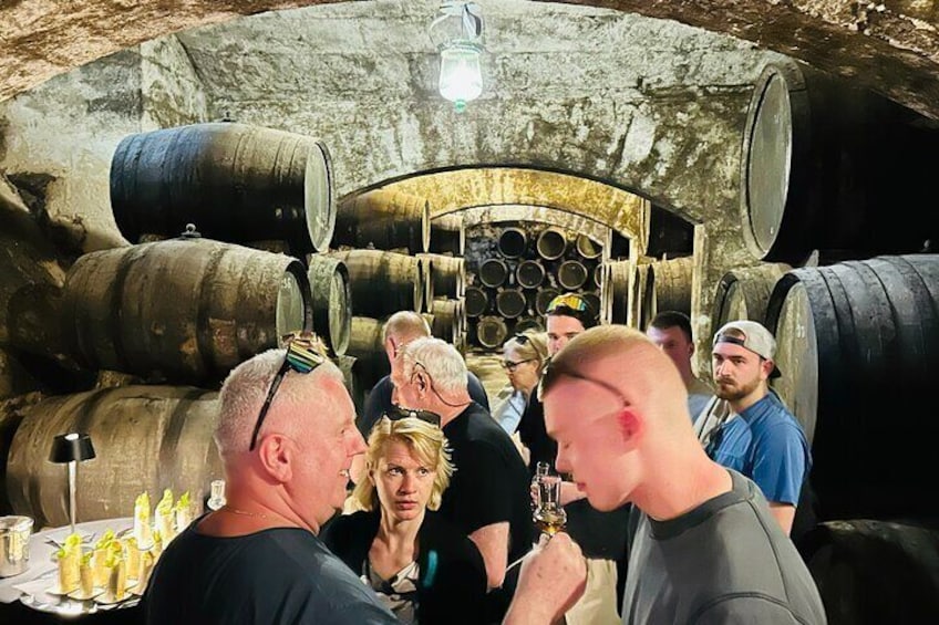 Taste, smell and touch history within a century old cellar. Tastings of premium aged brandies from the barrel with friends, families, colleagues, birthdays, weddings, incentives for companies. Weekly.