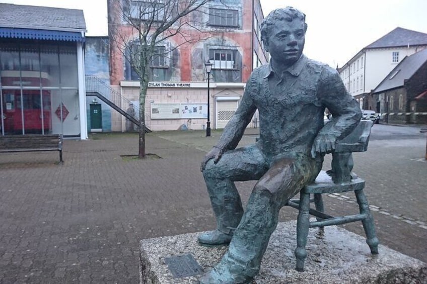 Dylan Thomas’ Swansea: A Self-Guided Audio Tour