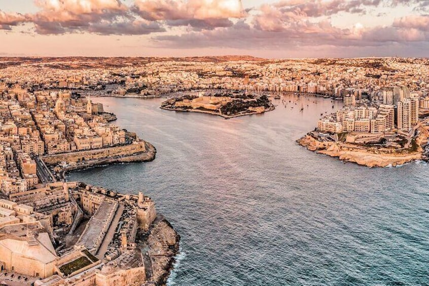 90-minute Cruise around Malta's Harbours and Creeks from Sliema