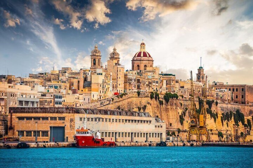 90-minute Cruise around Malta's Harbours and Creeks from Sliema