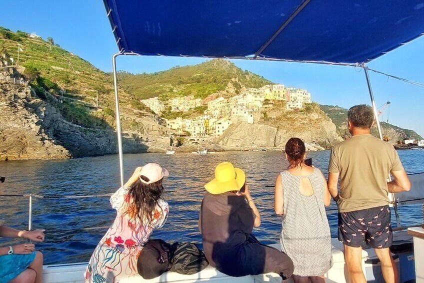 Half-Day Private Tour of Cinque Terre with a Traditional Gozzo