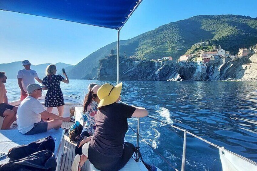 Half-Day Private Tour of Cinque Terre with a Traditional Gozzo