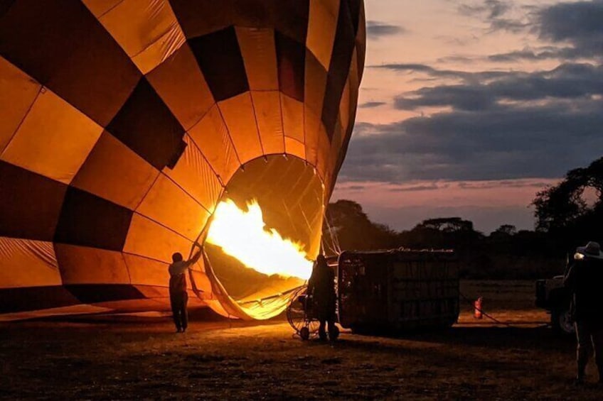 Hot Air Balloon Tour in Amboseli National Park with Breakfast