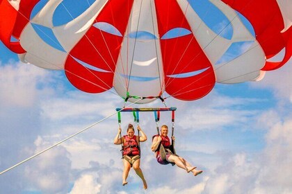 Parasailing Adventure in Aruba