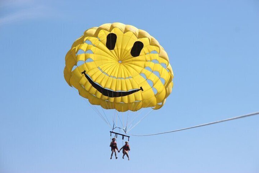 Tandem Parasailing Experience in Kelowna