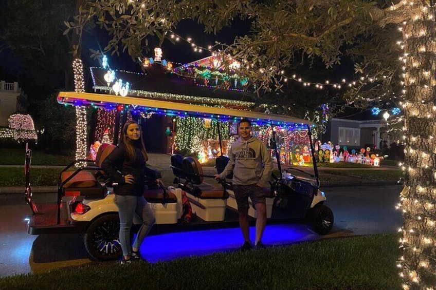 Christmas Lights Wonderland Deluxe Golf Cart Guided Tour in Tampa