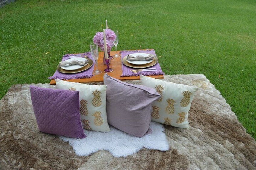 It's a purple day for a picnic!
