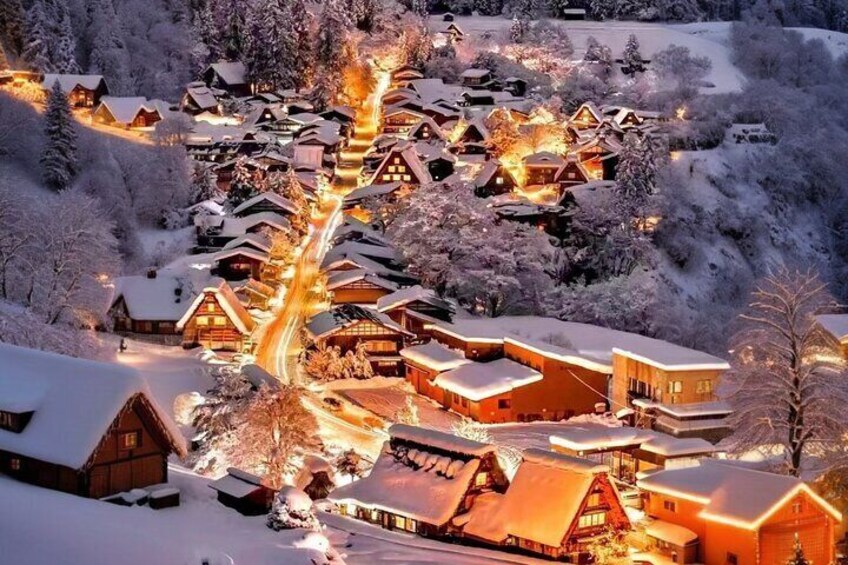 Nagoya to Takayama & Shirakawa World Heritage English Guide