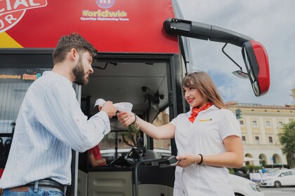Lo mejor de Roma desde Civitavecchia: Coliseo, paradas libres y tren