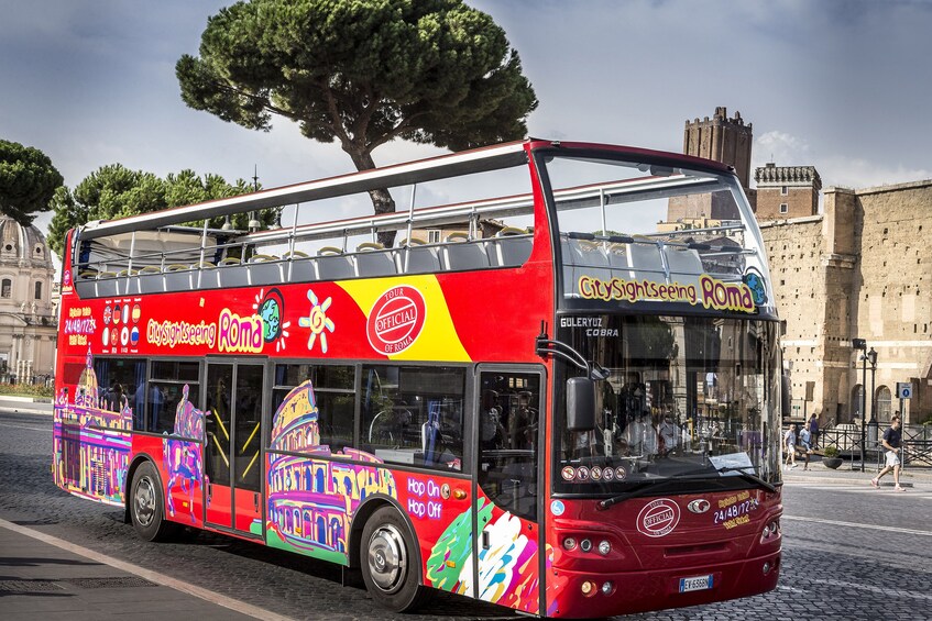 Best of Rome from Civitavecchia: Colosseum, Hop On Hop Off & Train