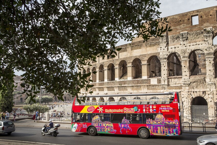 Best of Rome from Civitavecchia: Colosseum, Hop On Hop Off & Train