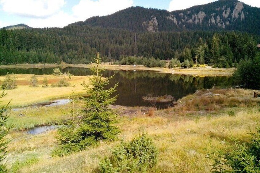 Self-Guided Hiking Tour of the Smolyan Lakes