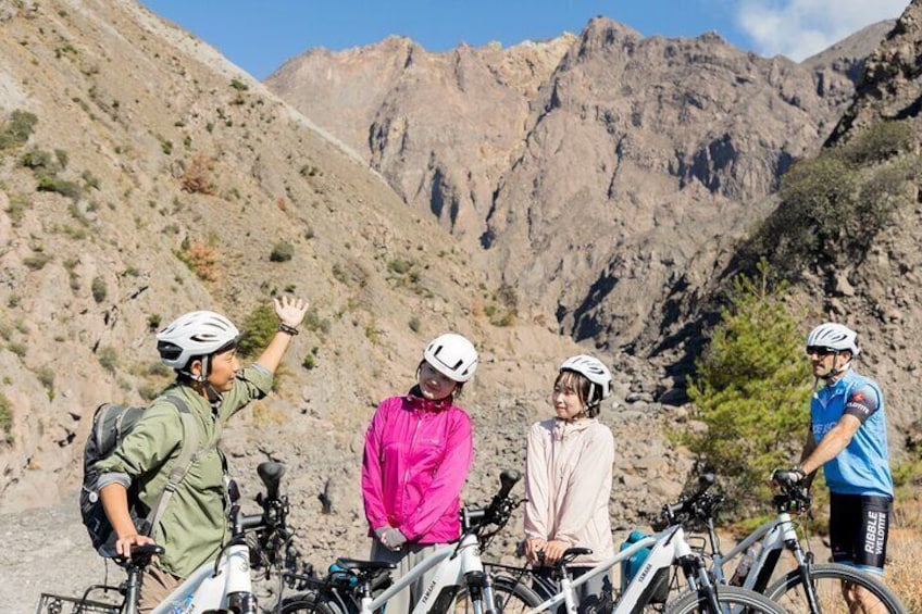 E-bike Hill Clim Tour to the No-Entry Zone of Sakurajima Volcano