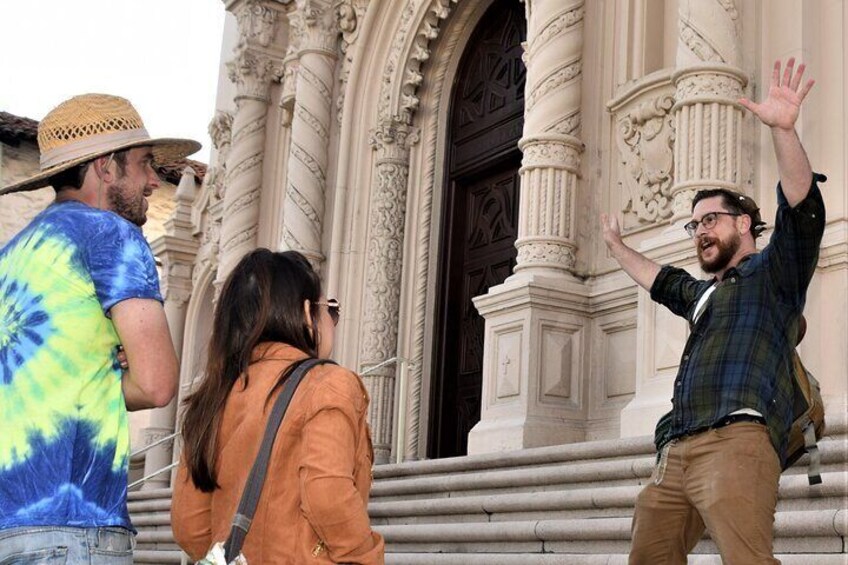 The Surreal San Francisco Walking Tour