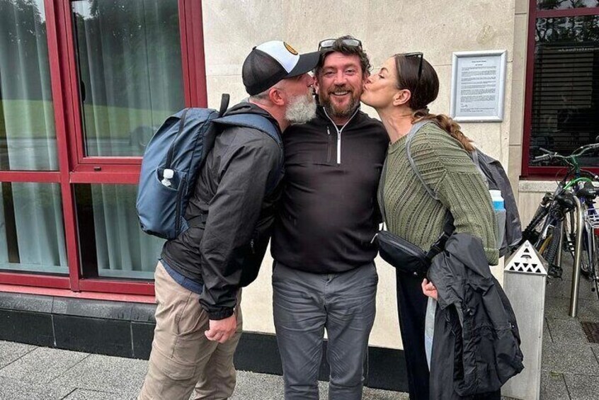 Yes you can Kiss the Driver 