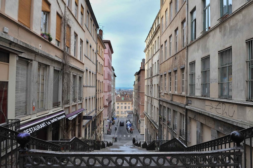 Picture 1 for Activity Storytelling tour of Croix-Rousse in French