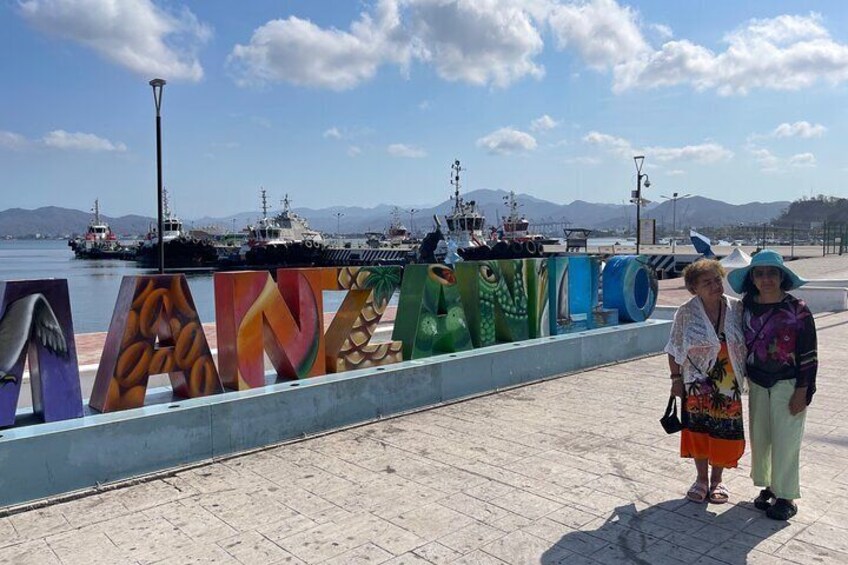 Half Day City Tour in Manzanillo with Pick Up