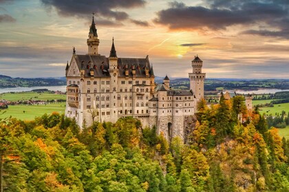 Von Füssen aus: Neuschwanstein & Linderhof Schlösser Private Tour