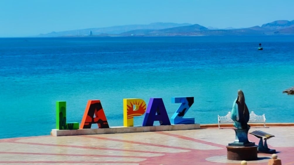 La Paz and Todos Santos Day Trip with Lunch
