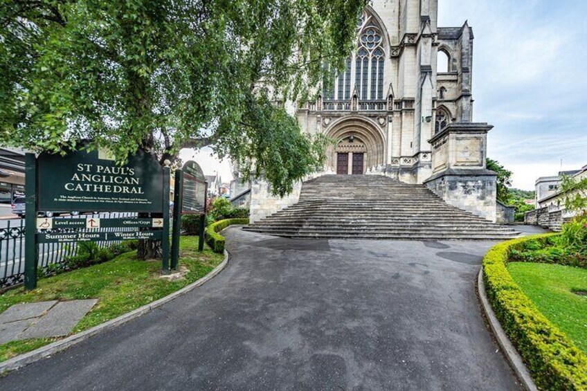 Dunedin Adventure: Family Heritage & Nature Walk