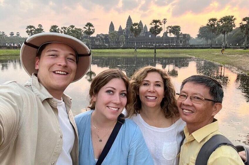 Angkor Wat 2 Days and a Half Temples & Tonle Sap-Small Group Tour