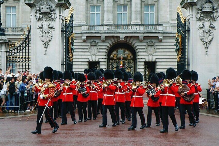 The Royals Guided Walking Tour