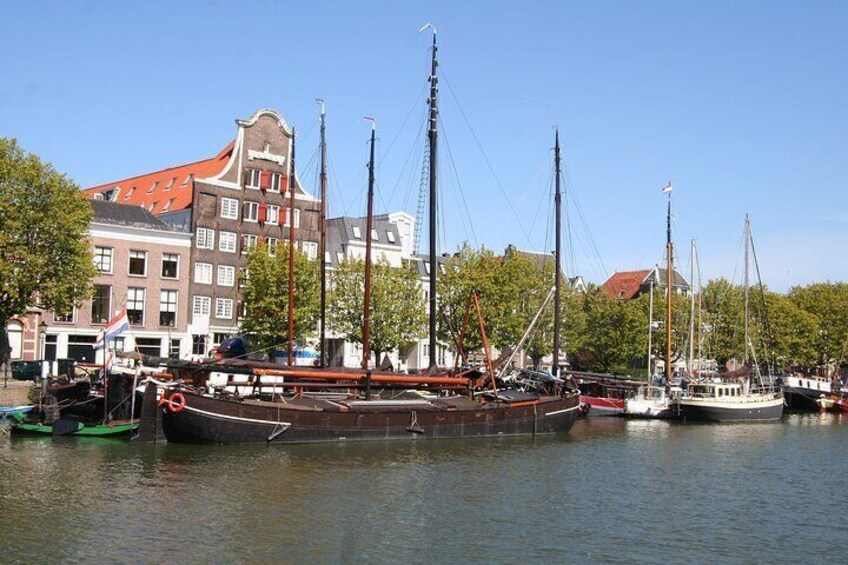 Dordrecht: Self-Guided City Walking Tour with Audio Guide