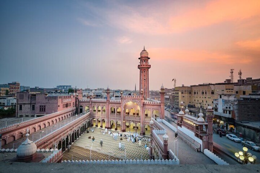 Full Day Private Tour in Peshawar City