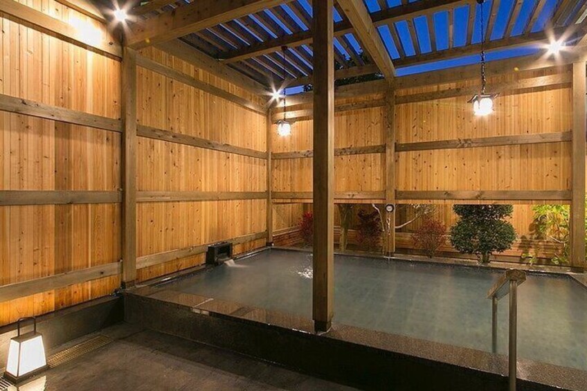 Explore Deep Nagano: Tattoo-Friendly Onsen Tour in Togura