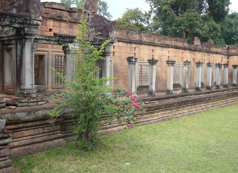 Picture 20 for Activity 2-Day Angkor Complex plus BanteySrei & Bengmealea Temple