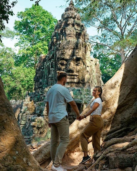 Private 2 Days Tour (The Best Historical of Angkor Empire)