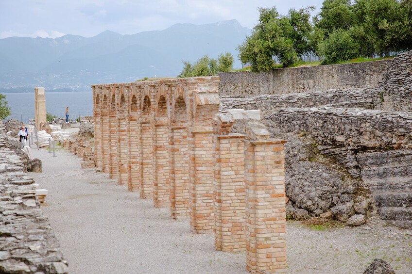 Grotte di Catullo Archeological Tour in Sirmione