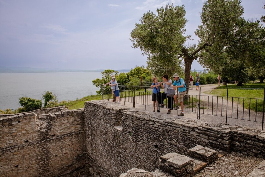 Grotte di Catullo Archeological Tour in Sirmione