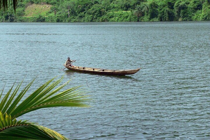 Private 8 Hour Day Trip to Shai Hills with Volta Lake Cruise