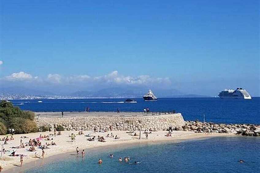 Full-Day Private Trip of Saint Tropez from Antibes 