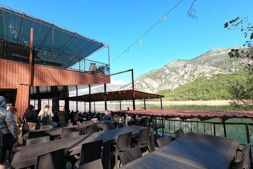  Full Day Green Canyon Boat Tour with Lunch Included