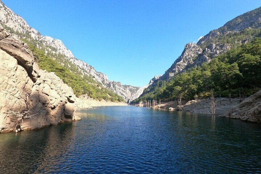  Full Day Green Canyon Boat Tour with Lunch Included