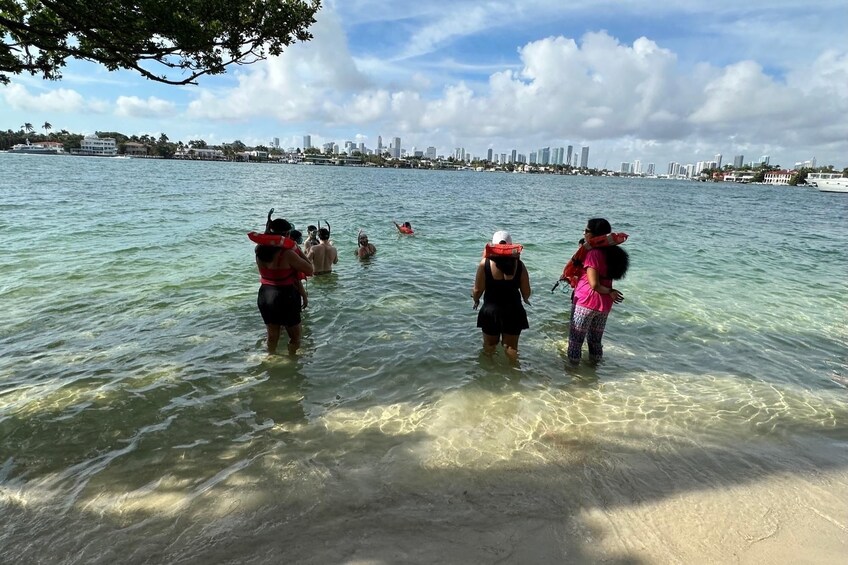 Miami: Snorkeling Adventure off a Secluded Island 