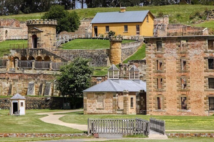 Time Traveler Tale Unveiling History at Port Arthur Full Day Tour