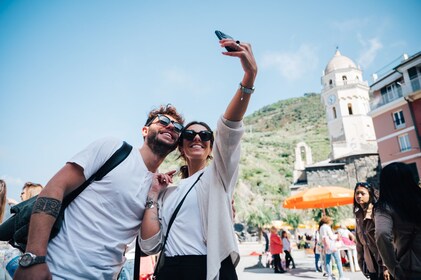 Pisa ja Manarola, Cinque Terren helmi, rantaretki Livornosta käsin