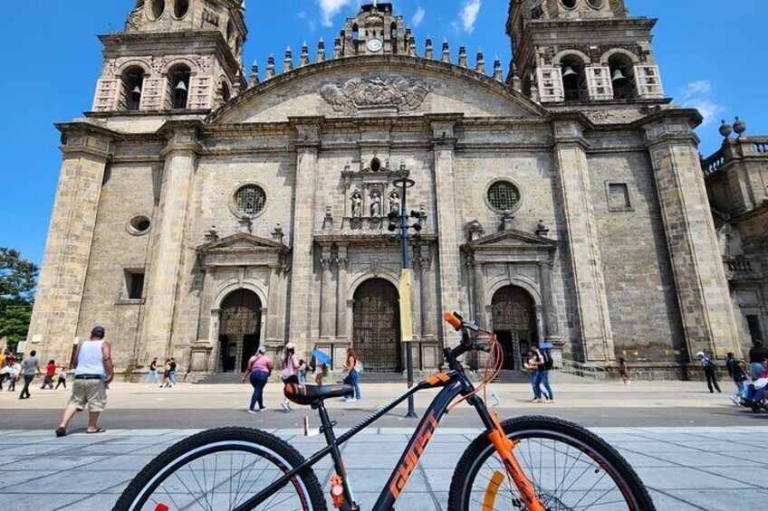 Bicycle Tour in Guadalajara and Zapopan