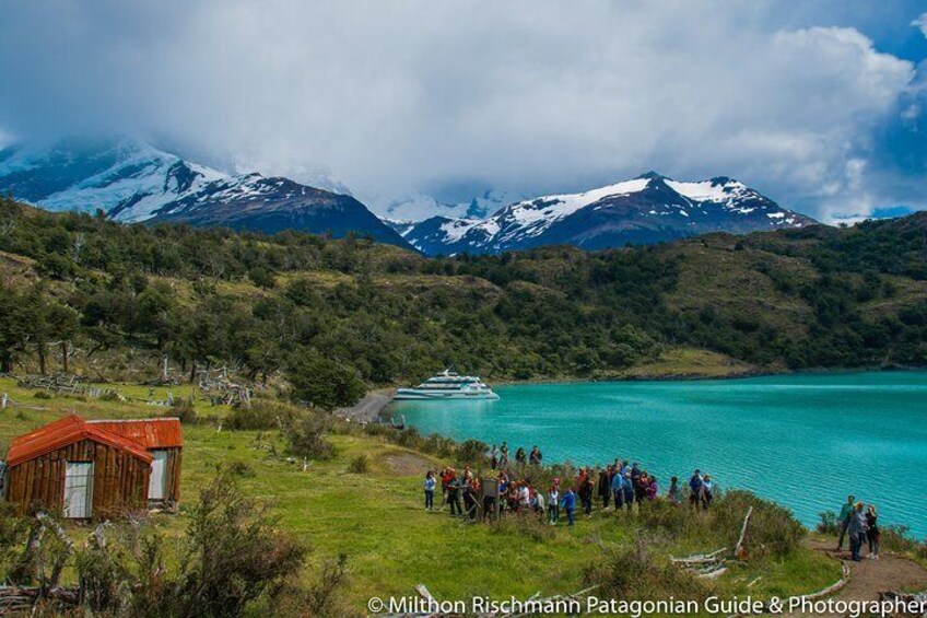 Disembark at Puesto de las Vacas