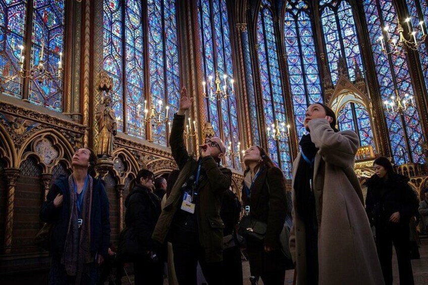 Sainte-Chapelle and Conciergerie Guided Tour with Ticket in Paris