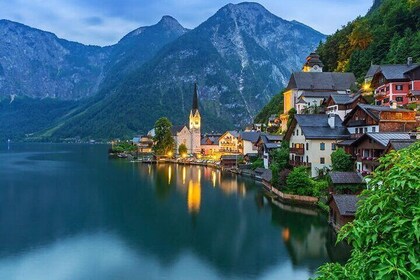 Private Full-Day Tour of Hallstatt and Salzkammergut from Salzburg with Opt...