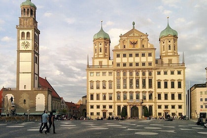 Private tour from Munich to Augsburg and back, friendly driver