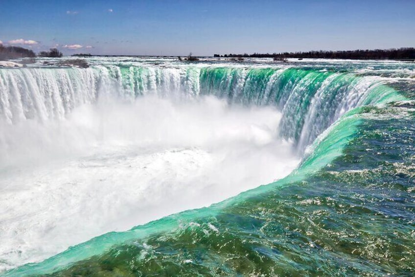 Private 2 Days Enchanting Niagara Falls Tour From New York City