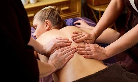 Vietnam: Vier-Hand-Massage